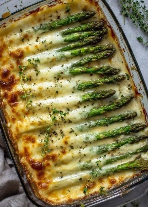 The Ultimate Cheesy Asparagus Casserole: The Side Dish That Steals the Show