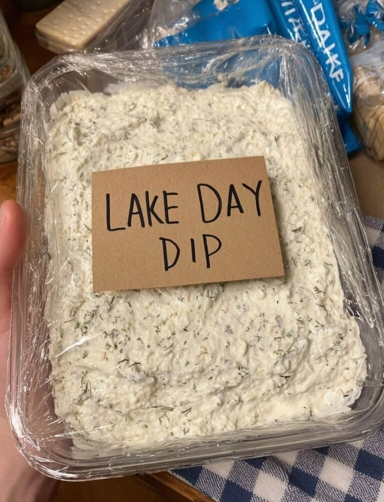 The Ultimate “Lake Day Dip”: The Viral Creamy Boat Snack That Everyone Asks For