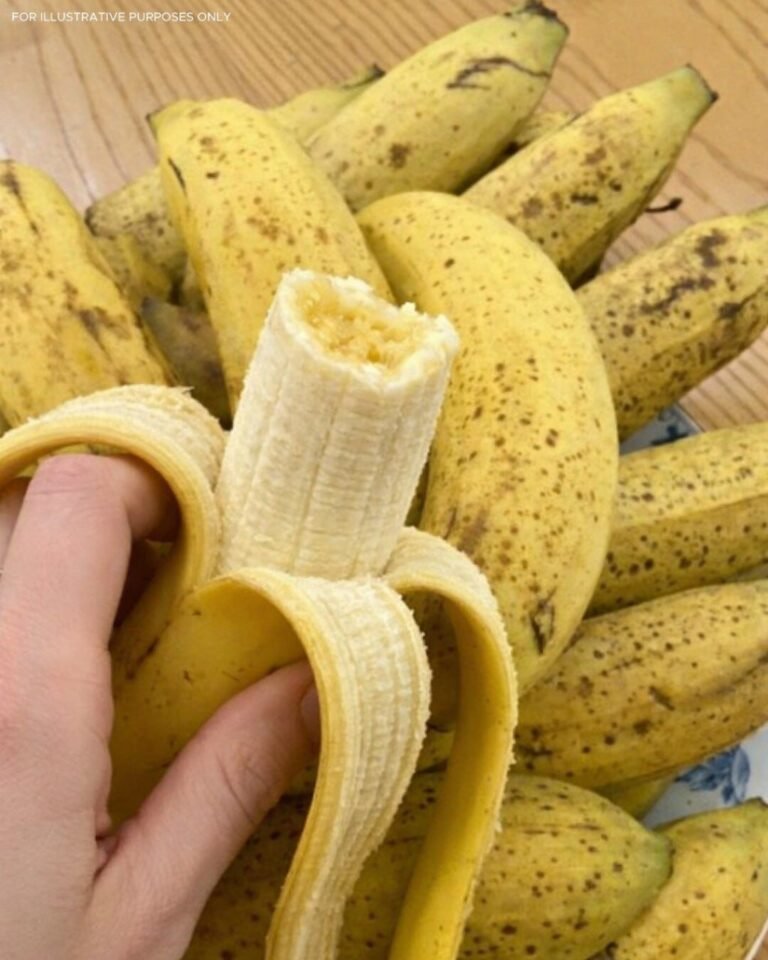 The Over-50 Banana Debate: Nutritional Fact vs. Social Media Fiction