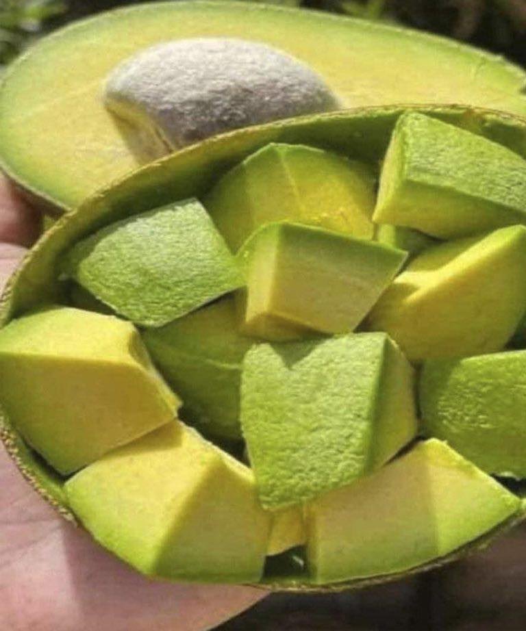 The Power of Green: What Really Happens to Your Body When You Eat Avocado