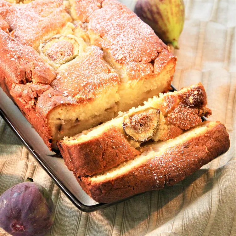 Fig-Ricotta Cake