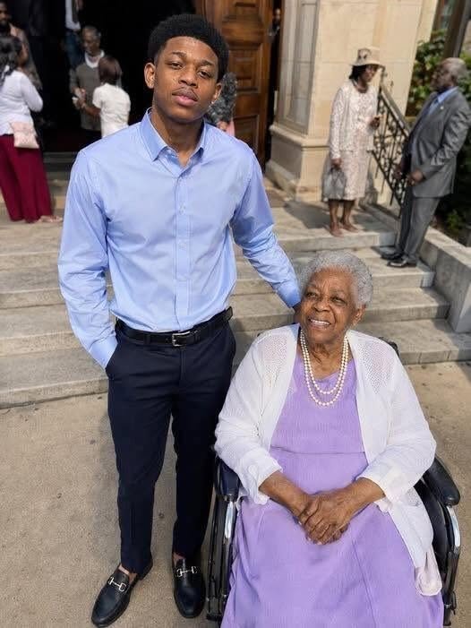 I Took Care of My 85-Year-Old Neighbor for Her Inheritance, but She Left Me Nothing – The Next Morning, Her Lawyer Knocked and Said